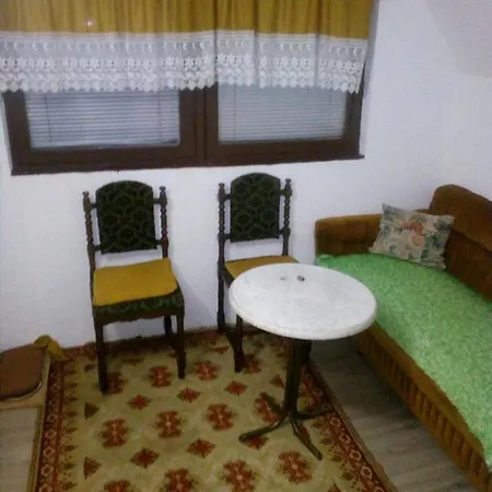 Vikend Kuca Elmina Gorani בית נופש ויסוקו